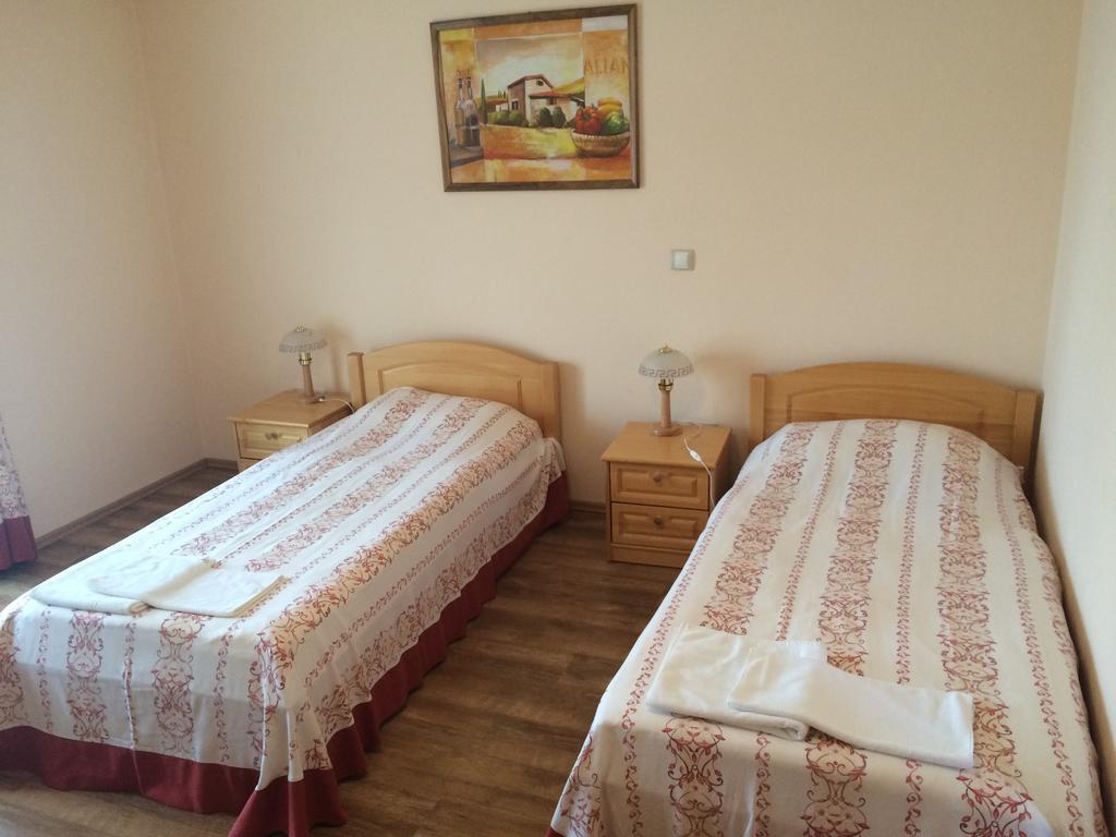 Gostilna Turk Otel Hotedrsica Oda fotoğraf